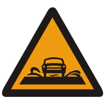 過水路面